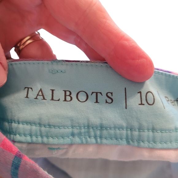Talbots Perfect Short Linen Blend Bermudas -10.         Y68 - Picture 4 of 10